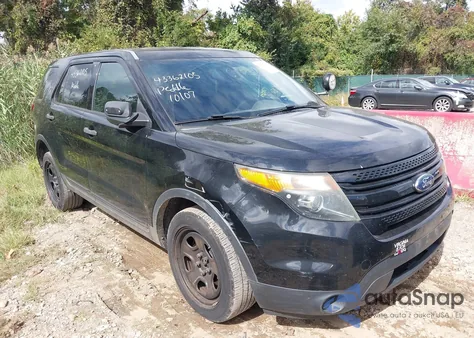 2015 Ford Police Interceptor из США, поврежденный, VIN 1FM5K8AR0FGC68568